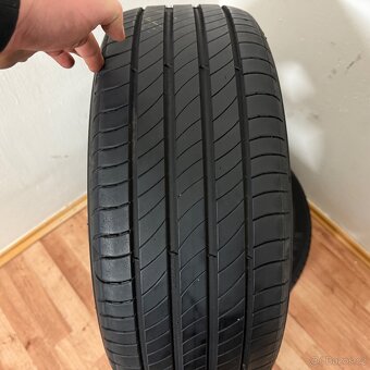 FORD FOCUS/CMAX 5x108 R17 ET50+LETNÍ 215/50R17 6mm - 13