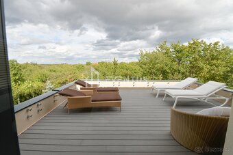Prodej rodinného domu 716 m2,  pozemek 1135 m2 - 13