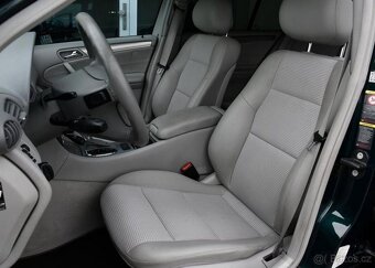 Mercedes-Benz Třídy C 320CDI AVANTGARDE N.TOP A/T - 13