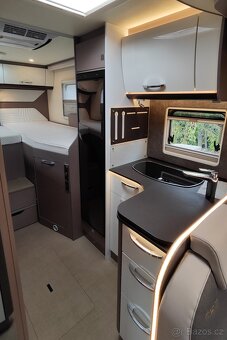 Obytný vůz Burstner Lyseo TD 690G Harmony, nadst. výbava - 13