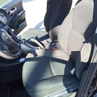 Prodej Toyota Auris - 13