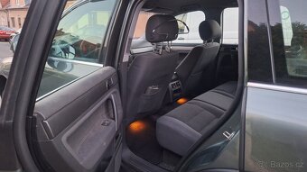 VW Touareg 2.5 TDI R5 – Offroad ready, manuál, po STK - 13