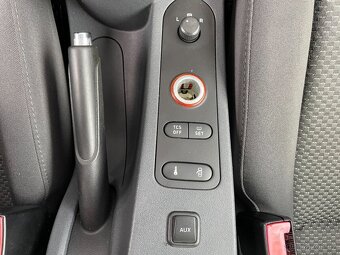 Seat Leon 1.6 MPi Serviska, Klima, 8xPneu - 13