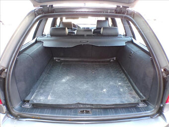 BMW 2,2 520i AUTOMAT - 13
