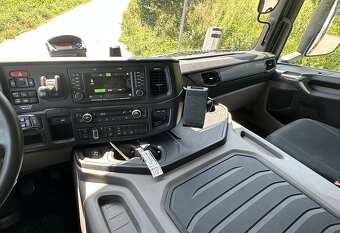 Scania P500 6x2 - valník s hydraulickou rukou Palfinger - 13