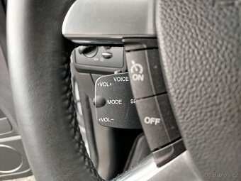 Ford KUGA 2.0 TDCi 100kW, r.v. 10/2009, najeto 193.940 km - 13