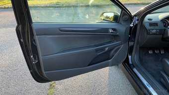 OPEL ASTRA GTC 2.0T OPC - 13