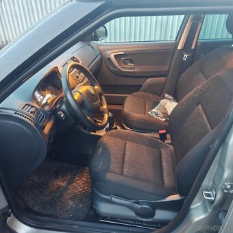 Škoda Fabia II 1.2 TSI 79.tis.km Švýcarsko combi - 13