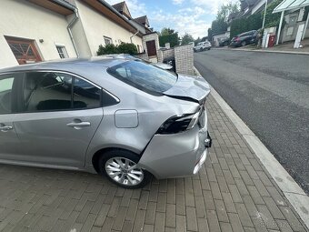 Toyota Corolla 2023 | 1.5L Benzín | 92 kW | 21 043 km | Aut - 13