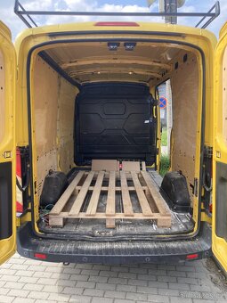 Ford Transit - 13
