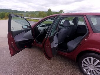 Nissan Primera III 2.2Di kombi - 6kvalt - 13