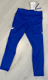 Nový komplet legín s tričkem NIKE - 13