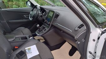 Renault Grand Scenic TCe 140 INTENS rok 04/2018 - 13