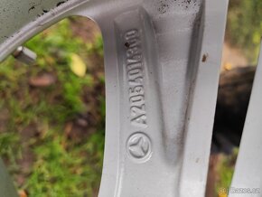 Zimní sada Mercedes w205 r17 5x112 Dunlop 225/50/17 - 13