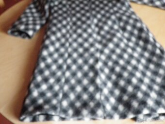 dámský vlněný značkový kabát -  vel.38 - 13