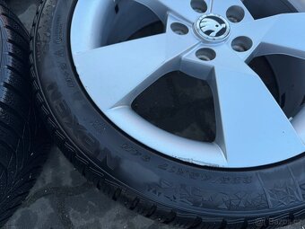 ORIGINÁL Alu Škoda DENOM R17, 5x112 - ZIMNÍ PNEU - 13