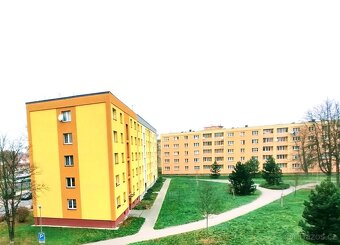 Pronájem bytu 2+1 s balkonem, Karviná Ráj, ul. Božkova - 13