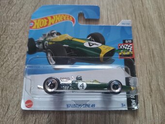 Hot wheels - 13