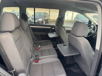 Volkswagen Touran 2.0 TDi FACELIFT MOŽNO NA SPLÁTKY - 13