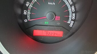 Kia Venga, 1.4i / najeto 92 000km ČR - 13