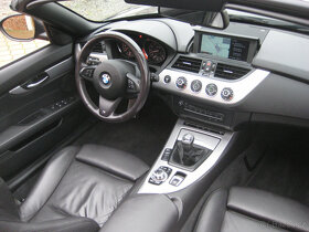 BMW Z4 sDRIVE 2.3i 150 KW 2.MAJ, SERVISKA, MANUÁL - 13
