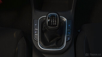 Hyundai i30 Kombi 1.4 T-GDI (140 koní) - manual - 13