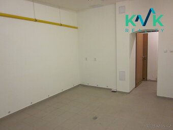 Pronájem nebytových prostor o velikosti 19,60 m2, v OV, cihl - 13