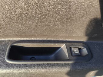 Duster Extreme 10/23, 1,0 TCe LPG, 38 tkm, 1. majitel, tažné - 13