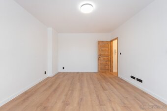 Prodej bytu 2+1 50 m² Sídliště, Krupka - 13