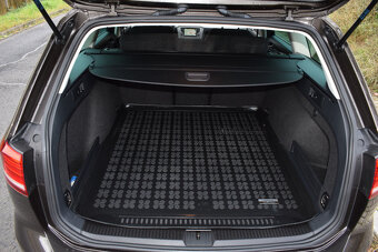 VW Passat B8 Kombi 2.0TDI 110kW,DSG+řazení F1,záruka KM,Navi - 13