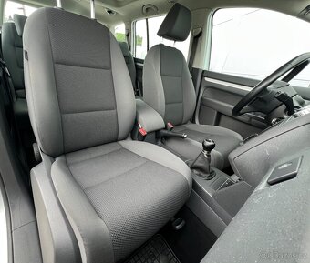 VW TOURAN 1.6TDI 77KW,Webasto,Tažné,Alu R16,Manuál,Navigace - 13