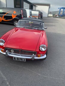 MG MGB - 13