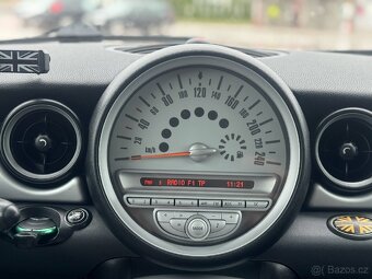 Mini Cooper Clubman - 13