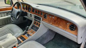 Bentley Brooklands 6.75l V8 - 13