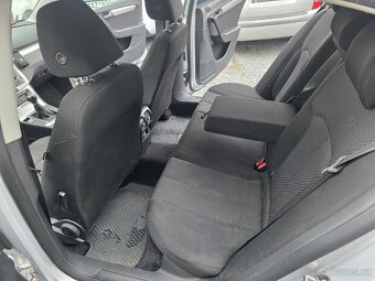 Volkswagen Passat 2.0 TDI 103KW - 13