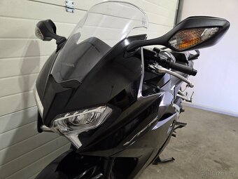 Honda VFR 800 VTEC - 13