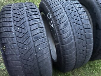 BMW X5 X6 F15 F16 zimní sada kol M 19" 255/50 R19 Pirelli - 13