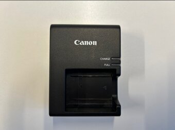 Canon EOS 1300D - 13