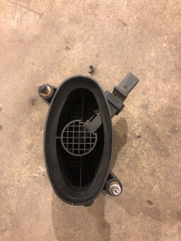 BMW e61 - náhradní díly - 13