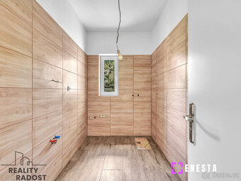 Na prodej RD 5+KK Říčany u Prahy s parcelou 876 m² - 13