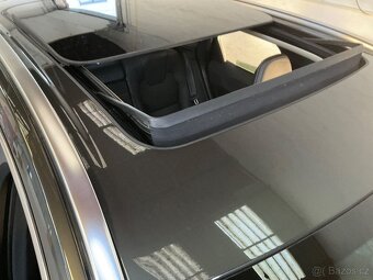 Volvo XC60 D5 173kW AWD Inscription 07/2018 - 13