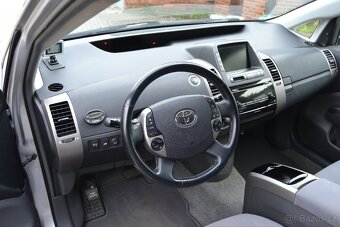 TOYOTA PRIUS 1.5 VVT-i 57kw Hybrid automat rok 2007 - 13