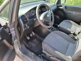 Opel Zafira 1.6i Klima Alu Model 2006. - 13