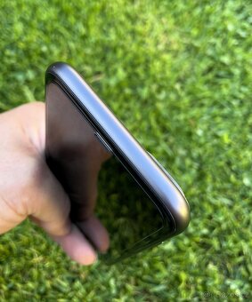 📱 iPhone 11 Black 64GB – TOP, nová baterie, krasavec 🖤 - 13
