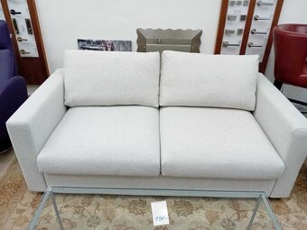 KOMPLETNÍ VÝPRODEJ PŘEDVÁDĚCÍHO NÁBYTKU ZE SHOWROOMU - 13