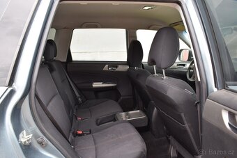 Subaru Forester 2.0D 4X4 AWD/TAŽNÉ/ČR/1MAJITEL - 13