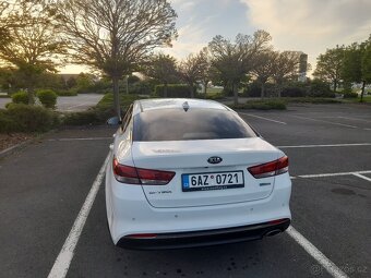 Kia Optima - 13