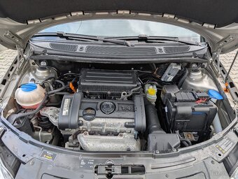 ŠKODA ROOMSTER 1,4 16V 63kW JEN 119 099KM - 13