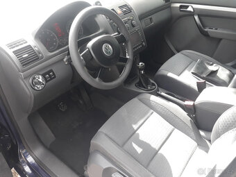 Volkswagen Touran 7 místný,2.0.16V - 13