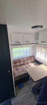 Karavan Hylander - 13